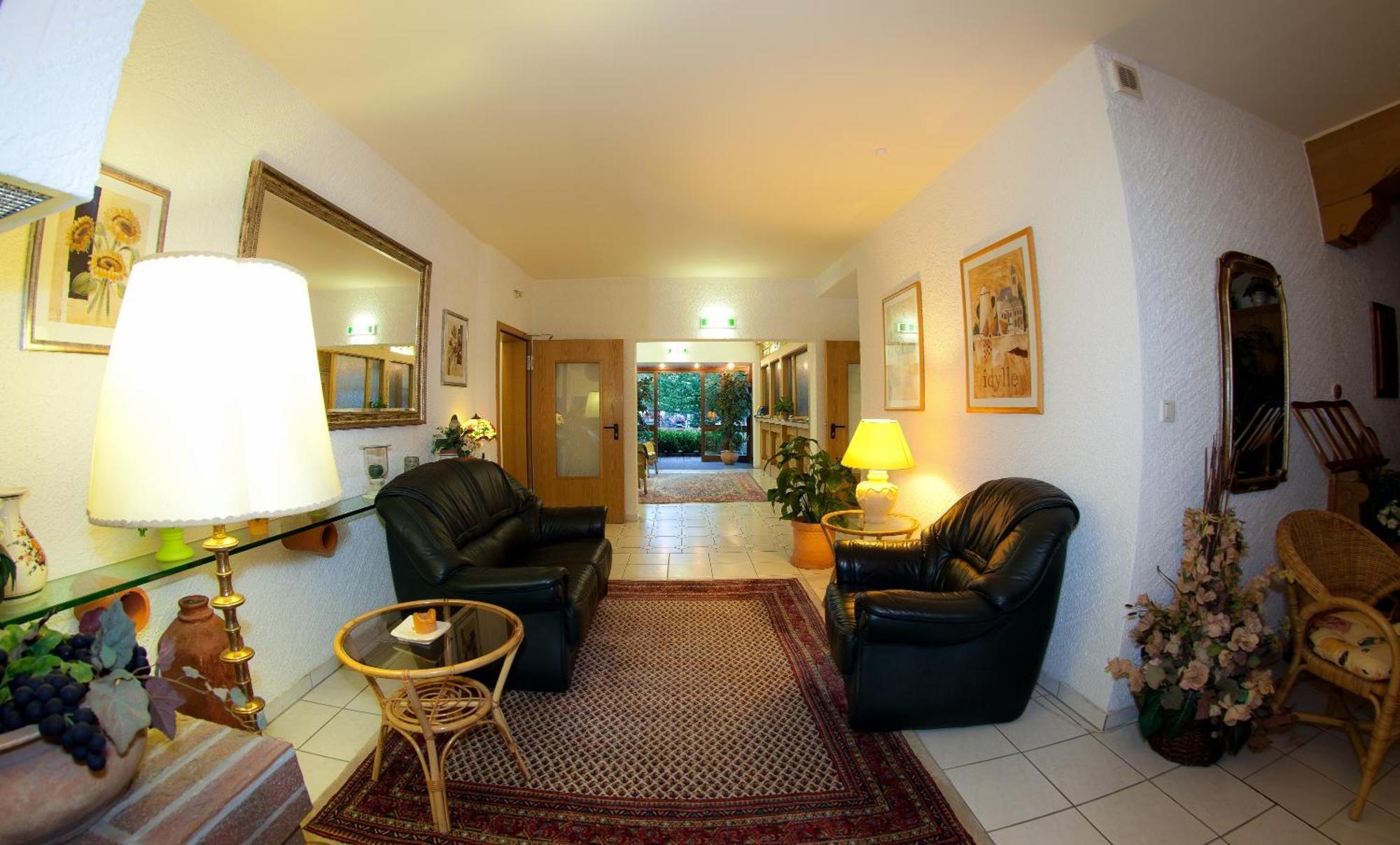 Hotel Stolberg Wiesbaden Bagian luar foto